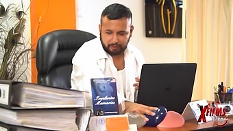 A Peruvian Cleaner Poses As A Physician To Rouse A Voluptuous Venezuelan